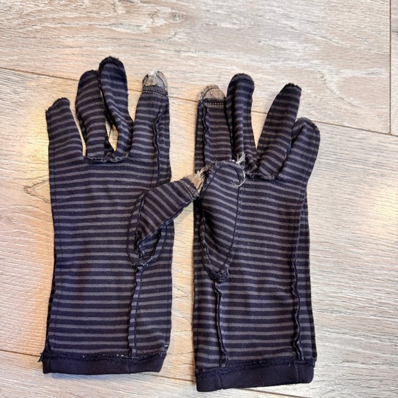 Lululemon Run With Me Gloves Mini Hyper Stripe Black / Black Rulu Fabric - Picture 2 of 6